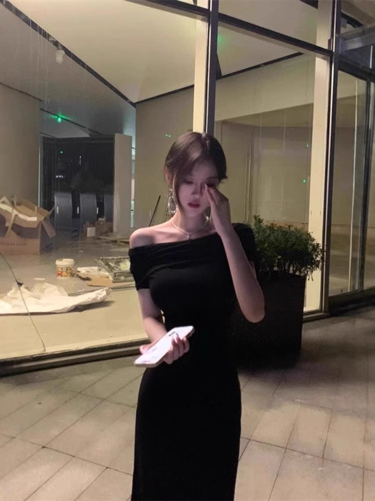 Sister Wear Black One-Line Collar Dress for Women