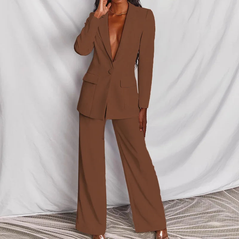 Fashionable ladies Suit