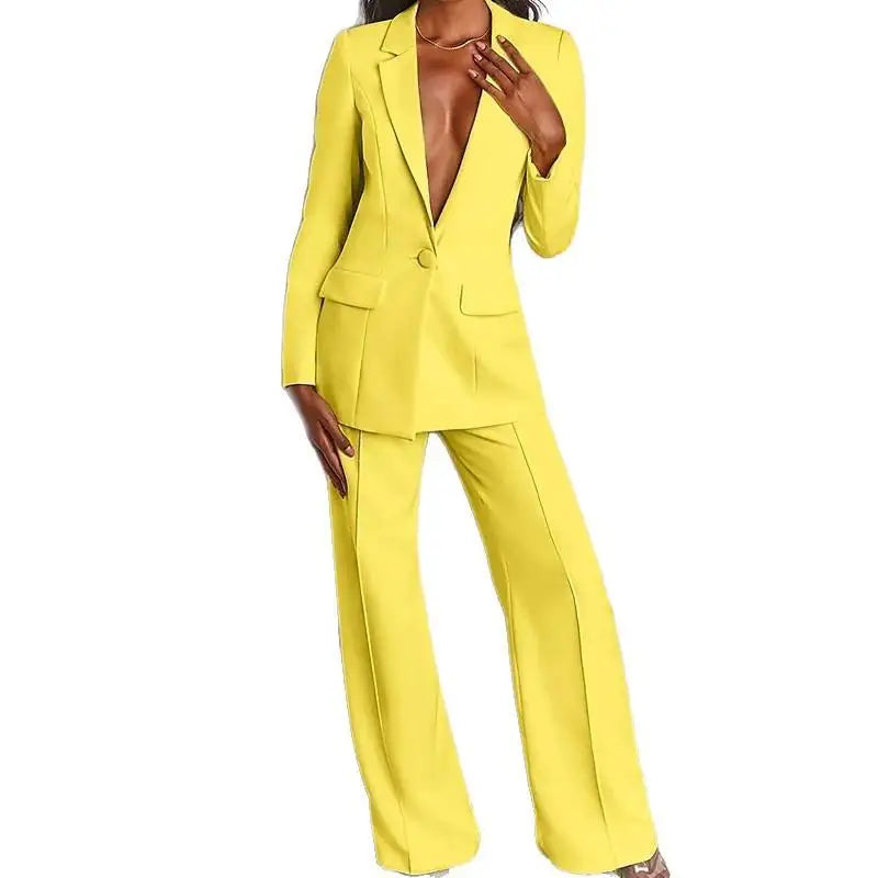 Fashionable ladies Suit